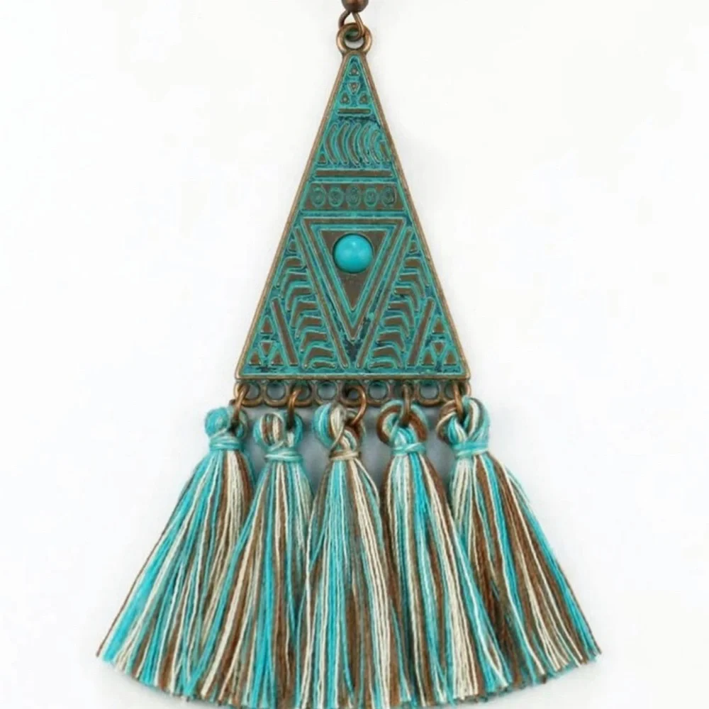 ๐HP๐ ๐ฆ 3/$24 Turquoise fringe boho triangle metal Aztec earrings - Picture 4 of 4